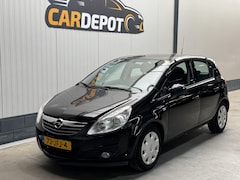 Opel Corsa - 1.2-16V Edition Vol jaar APK Airco 5 deurs