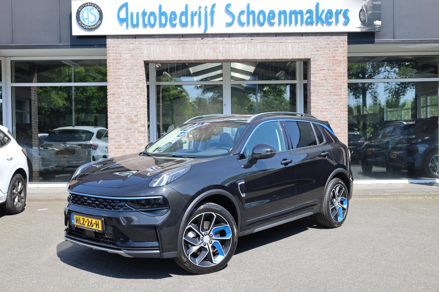 Lynk & Co 01 - 1.5 261PK! PANO/SCHUIF INFINITY DAB NAVI CARPLAY CAMERA STOELVERWARMING ELEK.ACHTERKLEP 20 - AutoWereld.nl