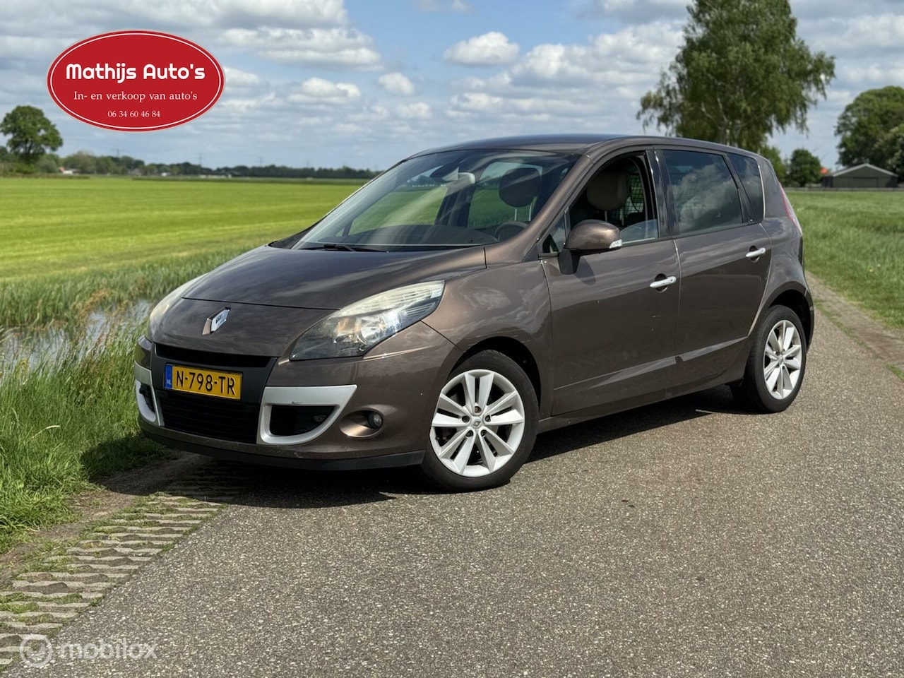 Renault Scénic - 2.0 Privilege Automaat Leder Navi! - AutoWereld.nl