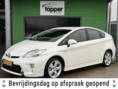 Toyota Prius - 1.8 Comfort / Navigatie / Camera / CruiseControl /