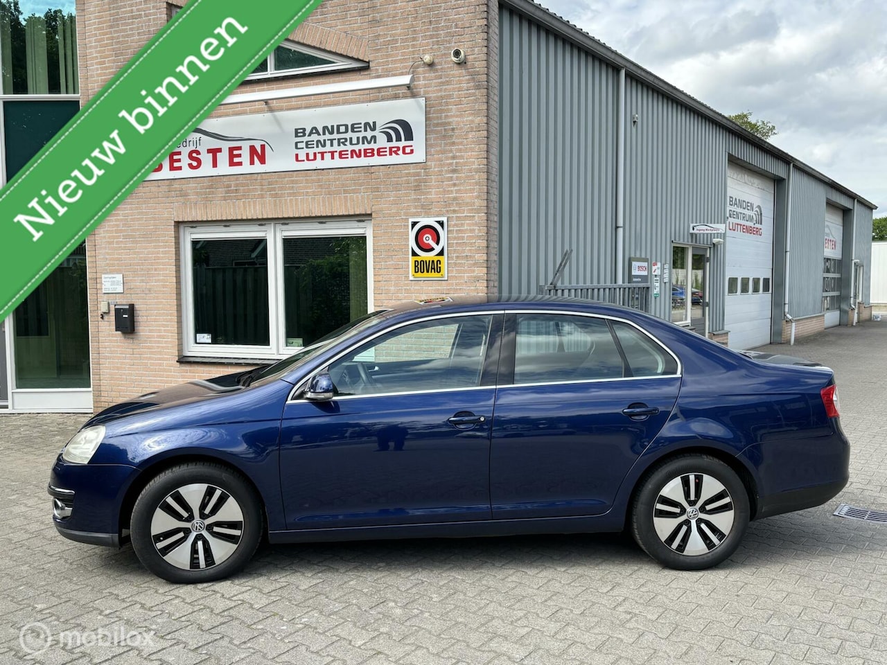 Volkswagen Jetta - 1.6 Comfortline / Automaat. - AutoWereld.nl