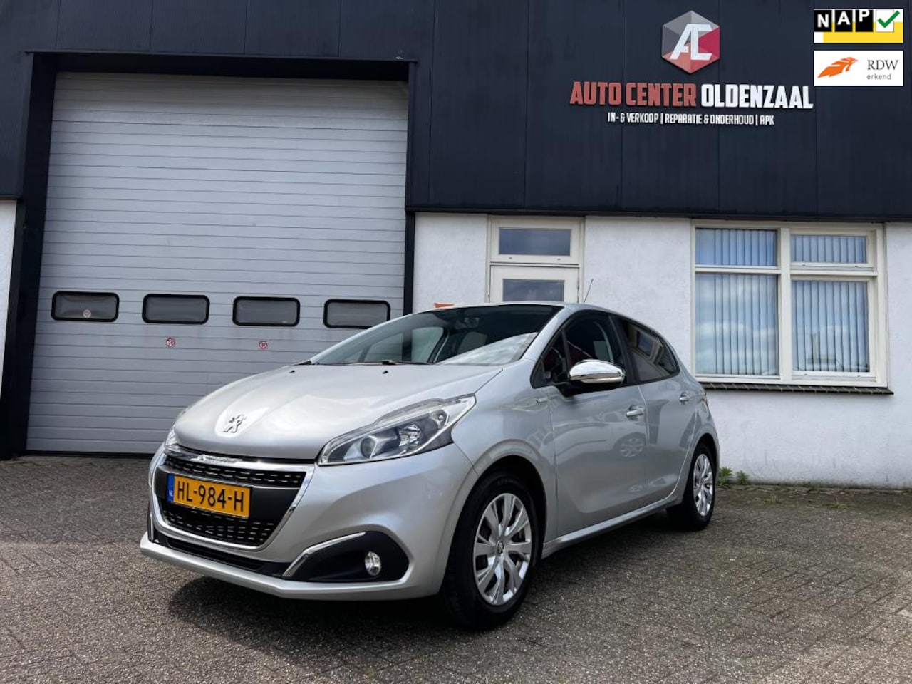 Peugeot 208 - 1.2 PureTech Urban Soul|Airco|Led|Nav - AutoWereld.nl