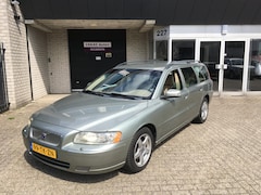 Volvo V70 - 2.0T Edition Classic / LEDER / APK NOVEMBER 2025 / ALU VELGEN /