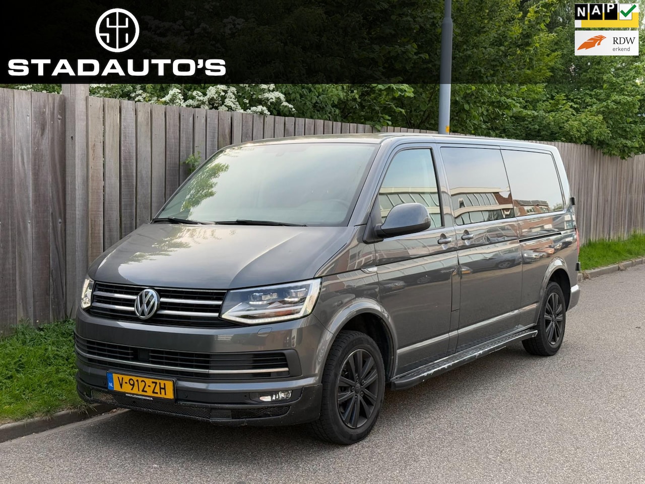 Volkswagen Transporter - 2.0 TDI DSG L2H1 DC Highline DPF FULL - AutoWereld.nl