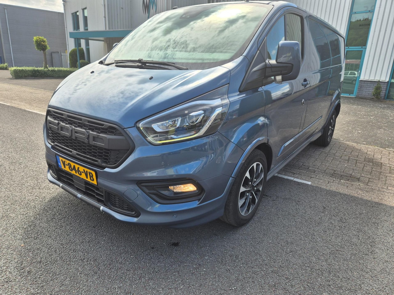 Ford Transit Custom - 310 2.0 TDCI L2H1 Sport Custom Automaat - AutoWereld.nl