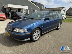 Volvo V40 - 2.0 T Dynamic 161PK | clima | el-pakket | APK