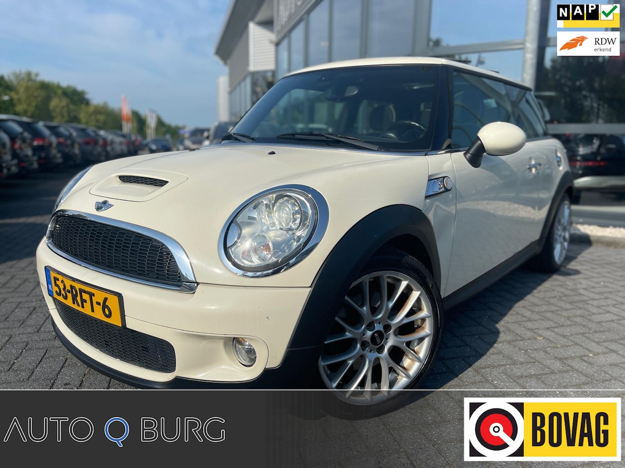 MINI Cooper S - Mini 1.6 | Automaat | Panorama | Climate | Navi | Stoelverwarming | PDC | LMV | - AutoWereld.nl