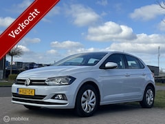 Volkswagen Polo - 1.0 TSI Comfortline Business acc/apple carplay/