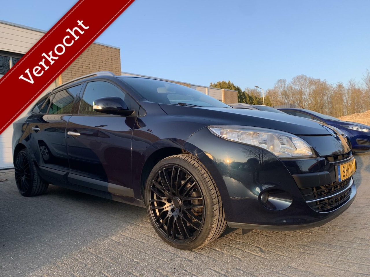 Renault Mégane Estate - 1.4 TCe Dynamique NWE APK Navi 19'' LM velgen Airco Cruise control Elektrische pakktet - AutoWereld.nl