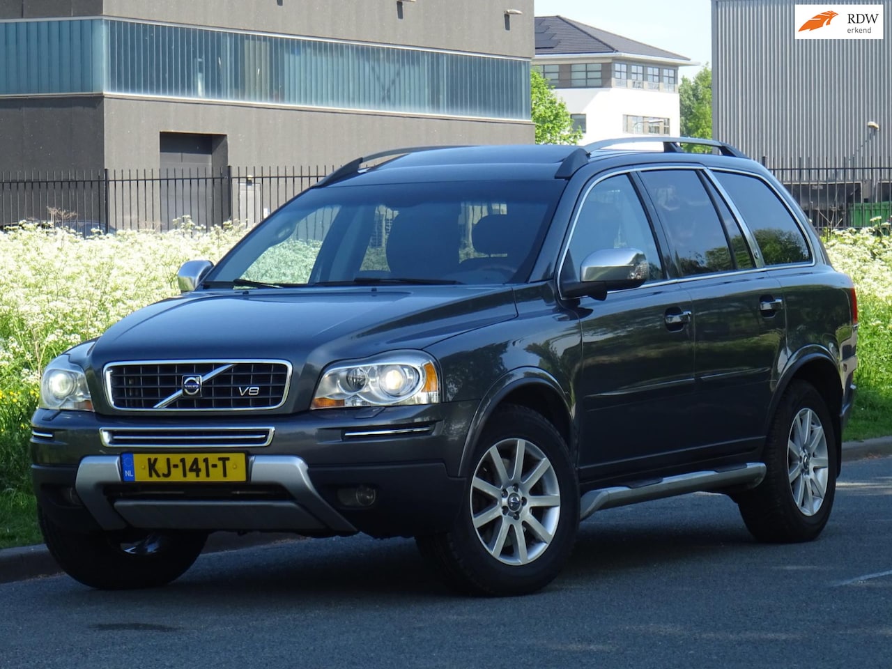 Volvo XC90 - 4.4 V8 Executive 7-PERSOONS YOUNGTIMER VOL OPTIES - AutoWereld.nl