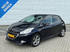 Peugeot 208 - 1.2 VTi Allure NAP/PDC/5-DEURS