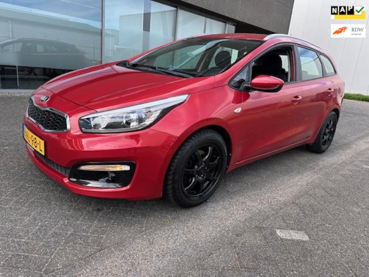 Kia Cee'd - CEE D M61AZ1 BJ AIRCO 4-2018 APK 4-2026 - AutoWereld.nl
