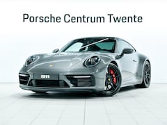 Porsche 911 - Carrera GTS