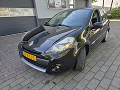 Renault Clio Estate - 1.6 16V Dynamicque AUTOMAAT