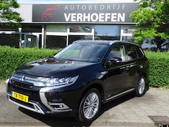 Mitsubishi Outlander - 2.4 PHEV Intense - TREKHAAK - STOELVERWARMING - CRUISE / CONTROL - DAB+ - PARKEERCAMERA