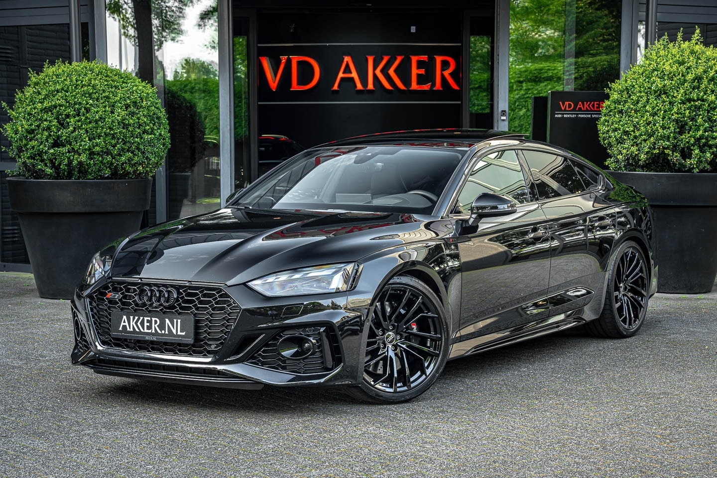 Audi RS5 - Sportback (450 pk) Garantie 2026 | Head-up | Massage | Zwart Optiek - AutoWereld.nl