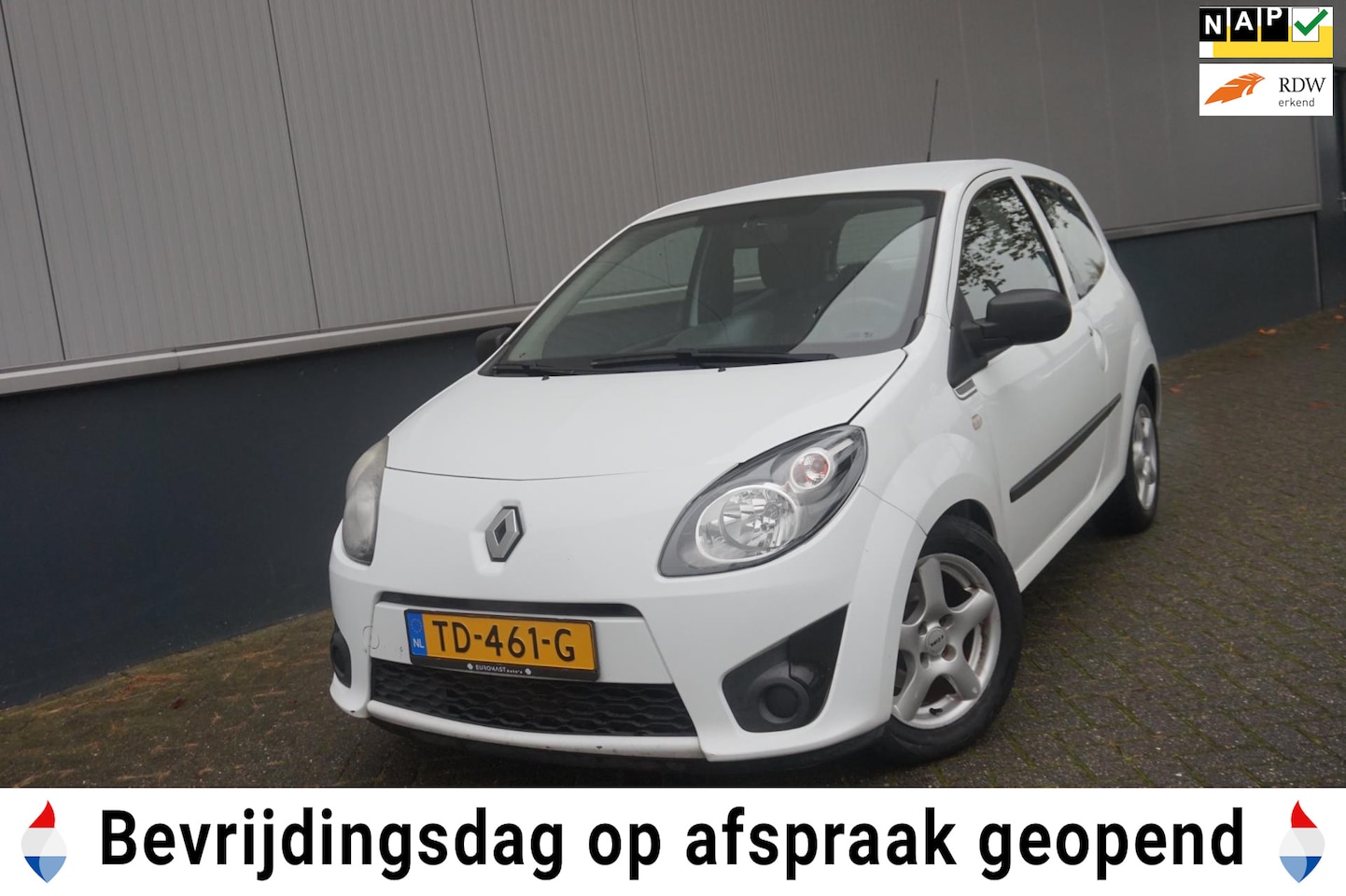 Renault Twingo - 1.2-16V Authentique Nieuwe apk Electrisch ramen - AutoWereld.nl