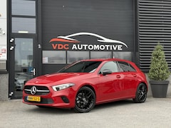 Mercedes-Benz A-klasse - 200 Distronic | Trekhaak | Nieuw Model | Night | Camera | Spiegelpakket | Spoorassistent |