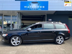 Volvo V70 - 2.0T R-Edition Leder/Clima/Camera/Bi-Xenon
