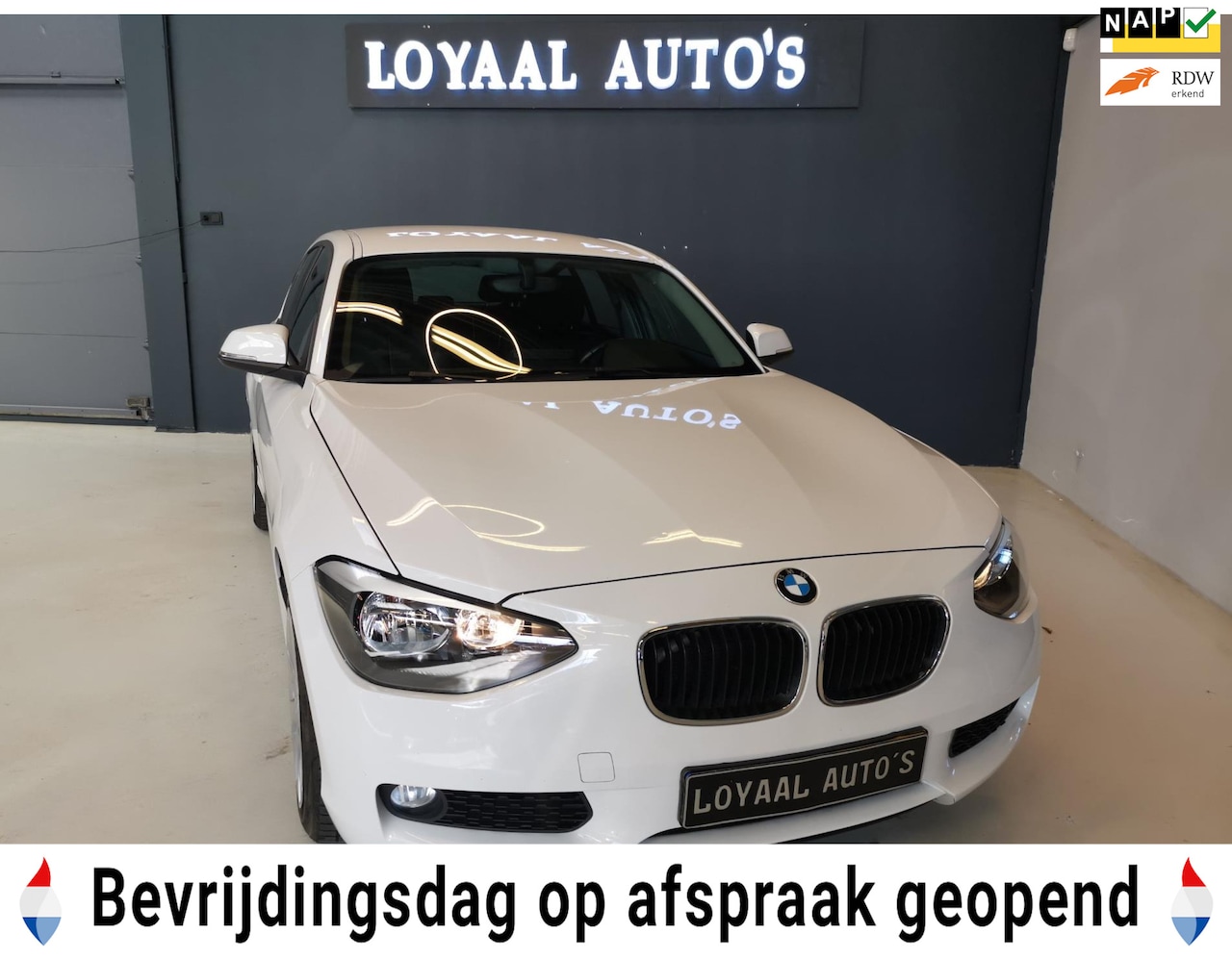 BMW 1-serie - 116i Business+ | NAVI | AIRCO | CRUISE | PDC | LEDER | NAP | APK. - AutoWereld.nl