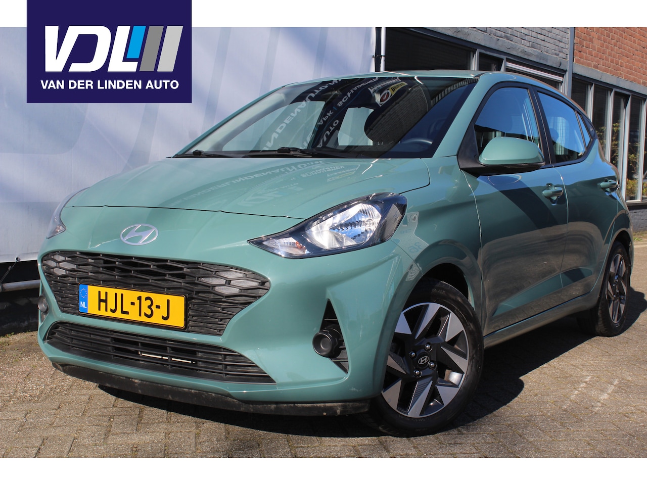 Hyundai i10 - 1.0 Comfort 5-zits Lm Velgen l Camera l Airco l Cruise control l Navigatie l AppleCarPlay/ - AutoWereld.nl