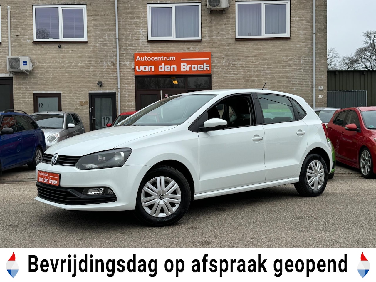 Volkswagen Polo - 1.0 Comfortline 5Drs Airco Elec Pakket Nw Apk - AutoWereld.nl