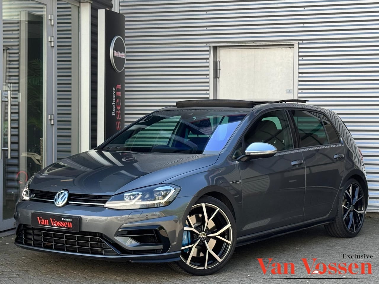 Volkswagen Golf - 7.5 R 2.0 TSI 4Motion|Virtual|Pano|Sfeer|Camera|Carplay|Led|Navi|ACC - AutoWereld.nl
