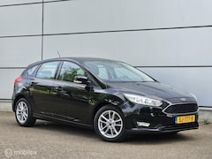 Ford Focus - 1.0 Navi |Airco |Cruise |Stuurbed |Lmv |Boekjes
