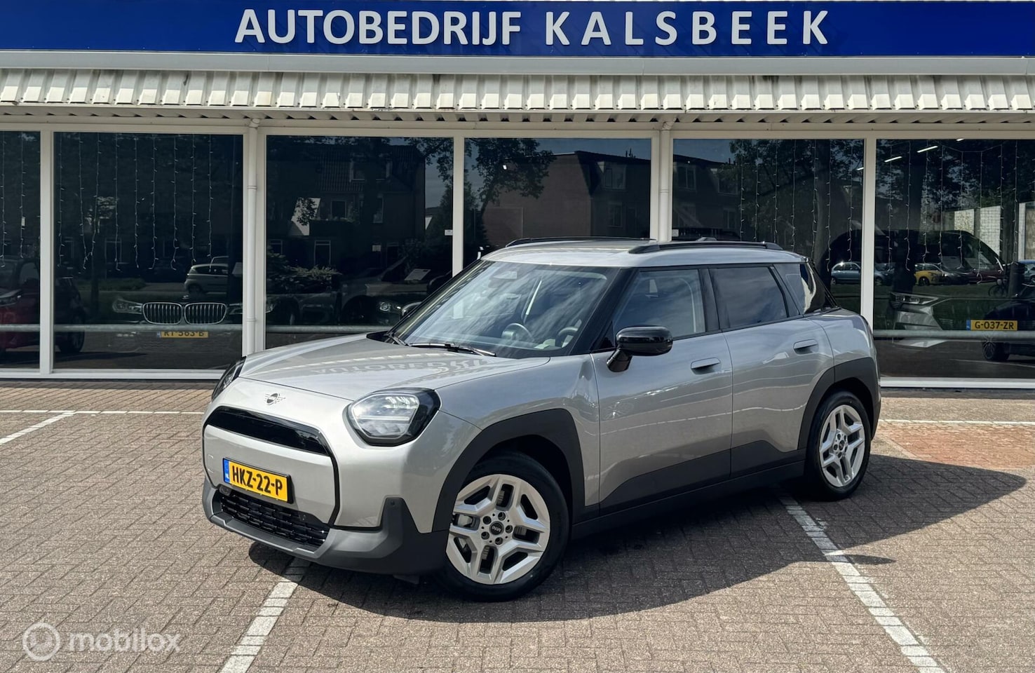 MINI Aceman - Mini E Essential 42.5 kWh|Nieuw!|108 KM|Camera| - AutoWereld.nl