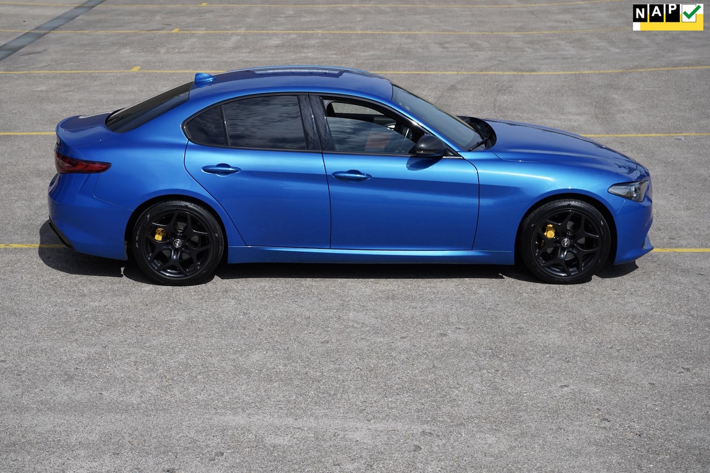 Alfa Romeo Giulia - 2.0T Super Pack Veloce - AutoWereld.nl