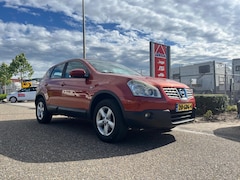 Nissan Qashqai - 2.0 Tekna | Parkeersensor achter | Trekhaak | Cruise Control | Zomer en winterbanden | Air