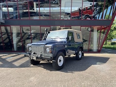 Land Rover Defender 90 - 2.2 D | Soft-top |