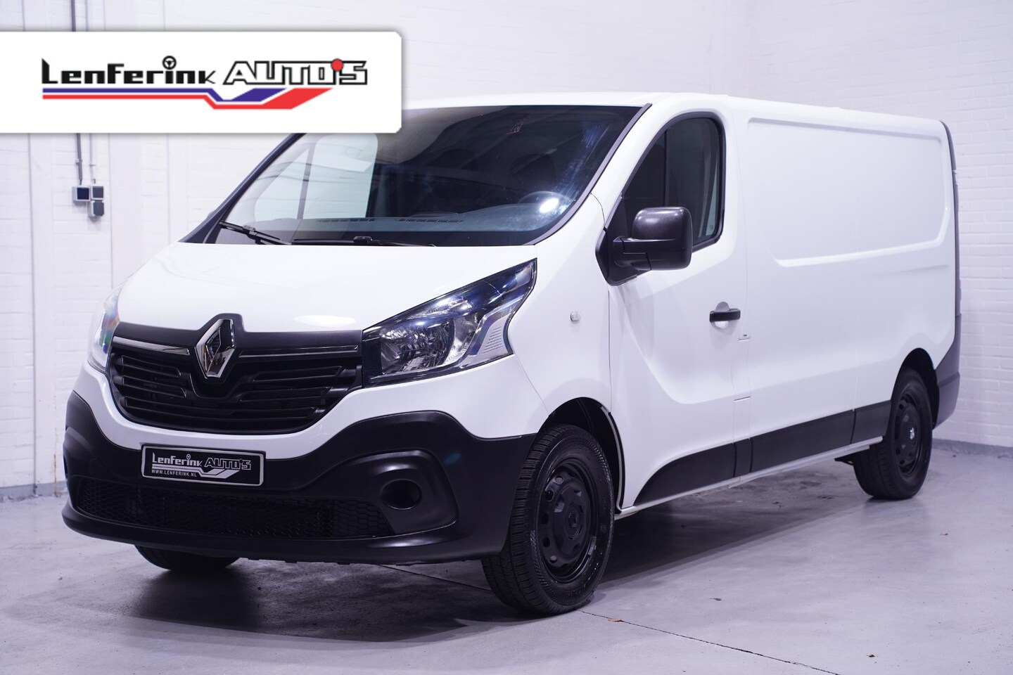 Renault Trafic - 2.0 DCi 120 pk L2H1 Airco, BPM vrij, Keyless Entry Laadruimte Pakket, PDC achter, 3-Zits - AutoWereld.nl