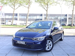 Volkswagen Golf - 1.5 eTSI Life Adaptive Cruise | Stoel&Stuurverwarming | Carplay/Android |