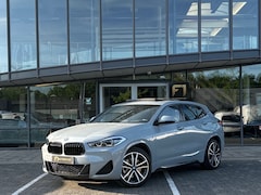 BMW X2 - XDrive25e M Sport|Pano|Keyless|Sfeer|HuD|Memory|VOL