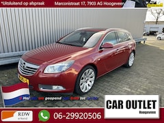 Opel Insignia Sports Tourer - 2.8 T Executive 4x4 AUTOMAAT, Leer, Pano, CC, PDC, LM, Trekh, nw. APK – Inruil Mogelijk –