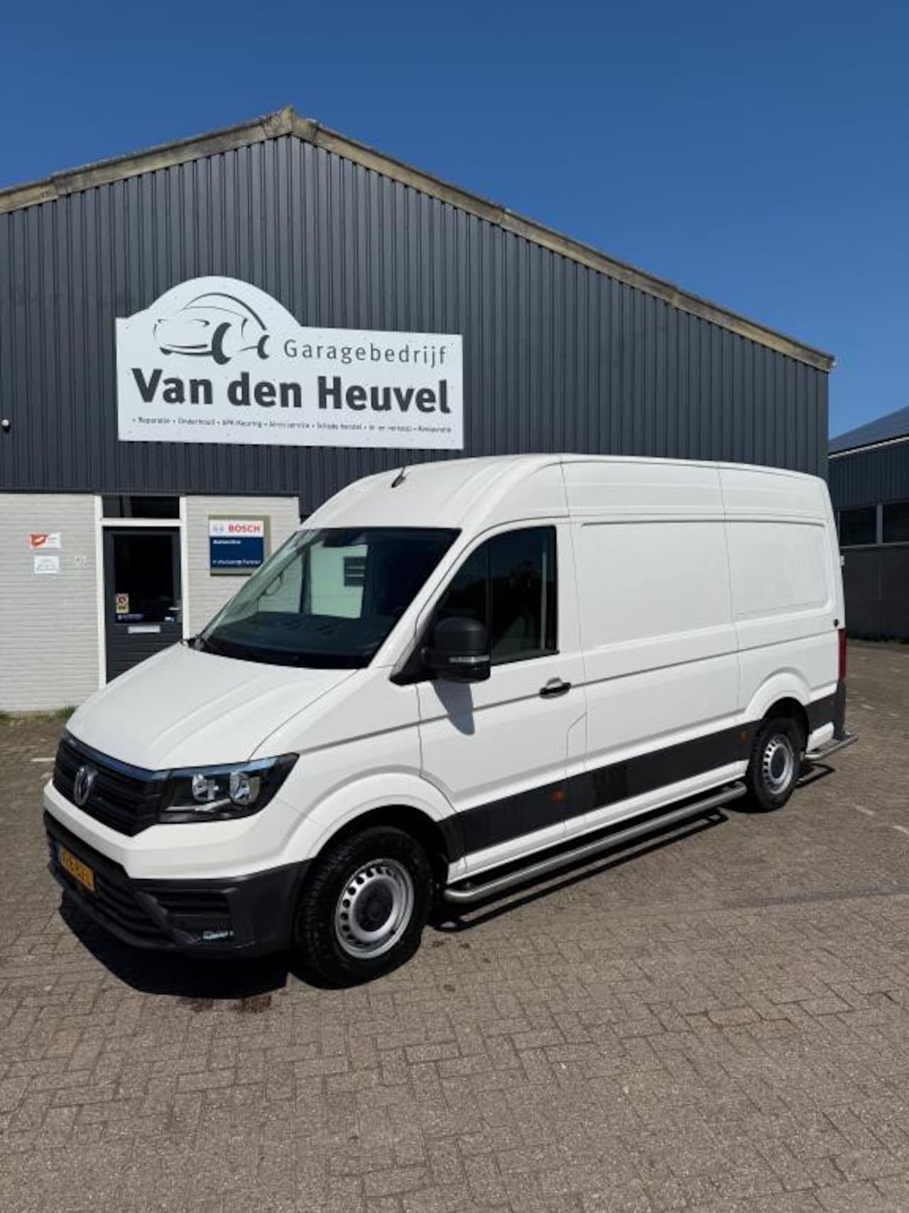 Volkswagen Crafter - 30 2.0 TDI L3H3 Highline 30 2.0 TDI L3H3 Highline - AutoWereld.nl