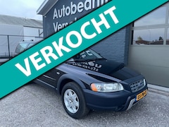 Volvo XC70 - 2.5 T Kinetic automaat leer trekhaak