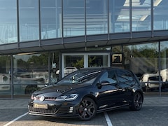 Volkswagen Golf - 2.0 TSI GTI Performance Pano|ACC|Sfeer|Carplay