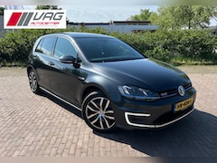 Volkswagen Golf - 1.4 TSI-DSG Automaat-Pano-Navigatie-Parkeersensoren