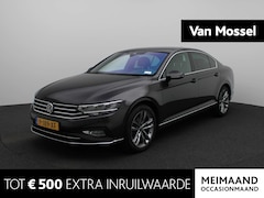 Volkswagen Passat - 1.5 TSI Comfort Business AUTOMAAT | HALF-LEDER | NAVIGATIE | LED | CAMERA