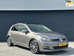 Volkswagen Golf - 2.0 TDI Highline/NAP/Panorama/Leer/Trekhaak/Led/Xenon/Key Less