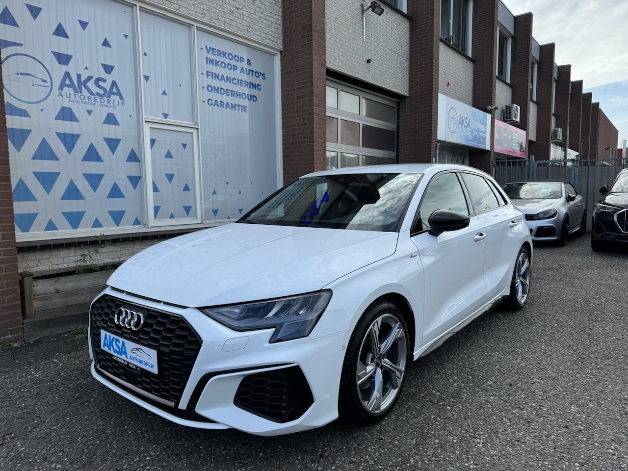 Audi A3 Sportback - 35 TFSI 3 x S-Line Camera S-Tronic CarPlay 18inch Navi Garantie Stlvw - AutoWereld.nl