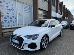 Audi A3 Sportback - 35 TFSI 3 x S-Line Camera S-Tronic CarPlay 18inch Navi Garantie Stlvw