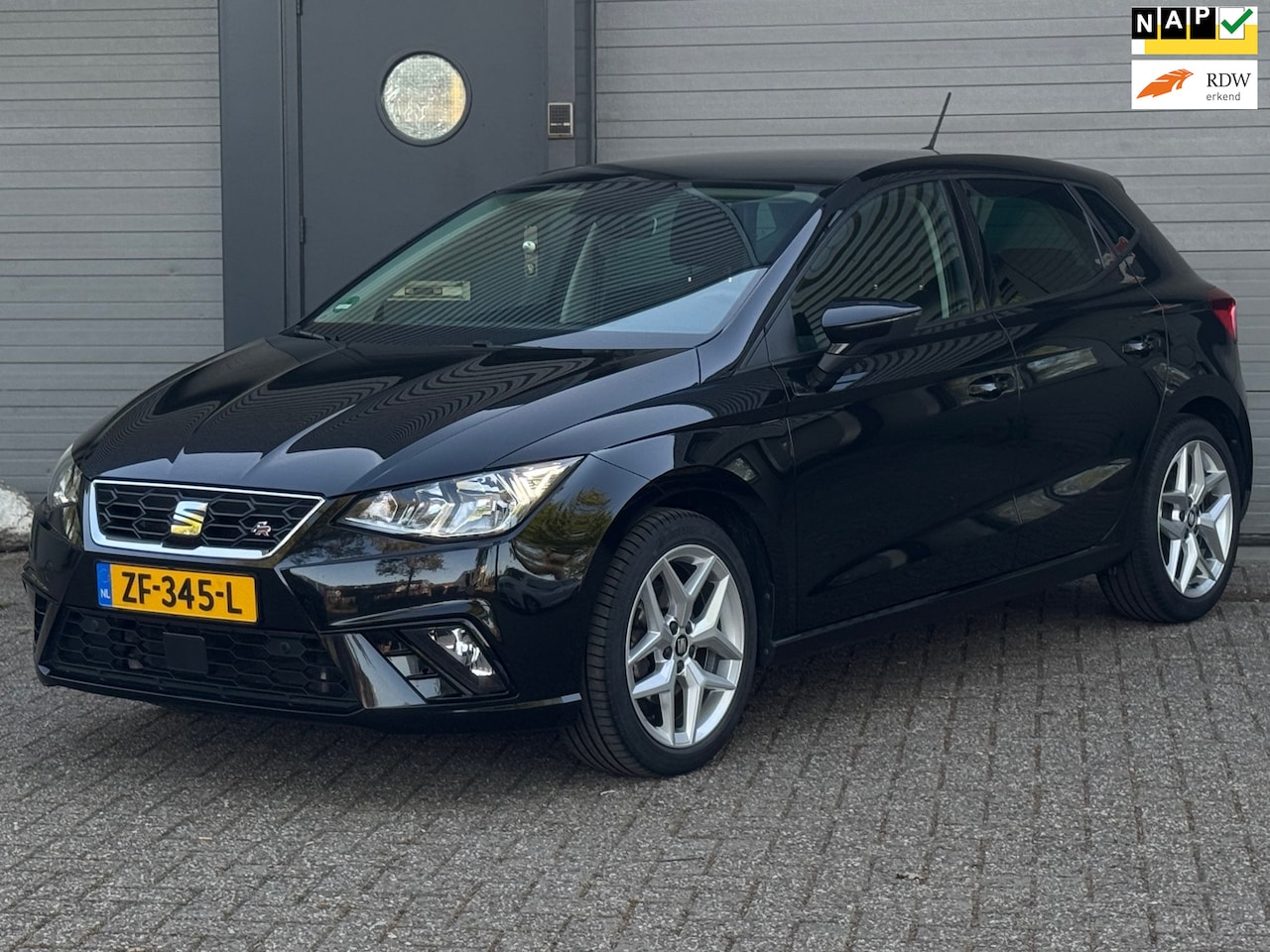 Seat Ibiza - 1.6 TDI FR Business Intense 1.6 TDI FR Business Intense - AutoWereld.nl