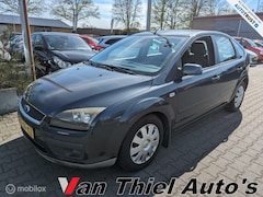 Ford Focus - 1.6-16V Trend zeer goed onderhouden