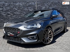 Ford Focus Wagon - 2.3 ST-3 PERFORMANCE|Lane Assist|B&O|Dealer Onderhouden|Cruise Control|Trekhaak Afneembaar