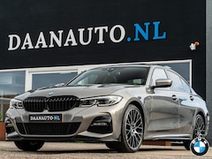 BMW 3-serie - 330e M Sport M Performance S-Dak Laser LED 20" Individ lak