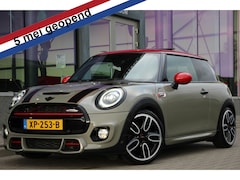 MINI Cooper S - 2.0 John Cooper Works Pakket | Panoramadak | HUD | H/K
