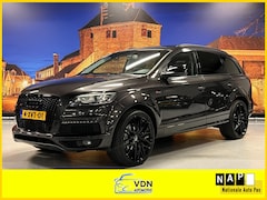 Audi Q7 - 3.0 TFSI Quattro S-Line 5+2 Aut Panodak Camera Bose LED